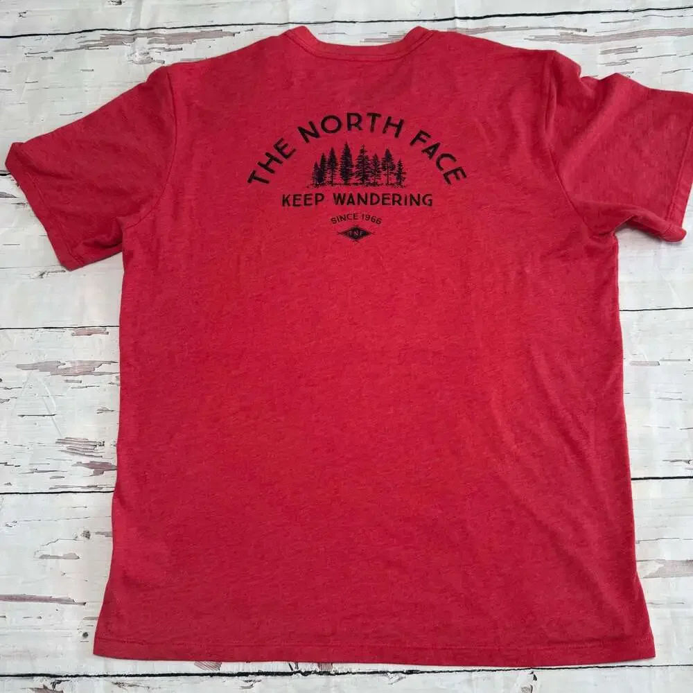 The‎ North Face Men's Red Short Sleeve Graphic Logo T-Shirt